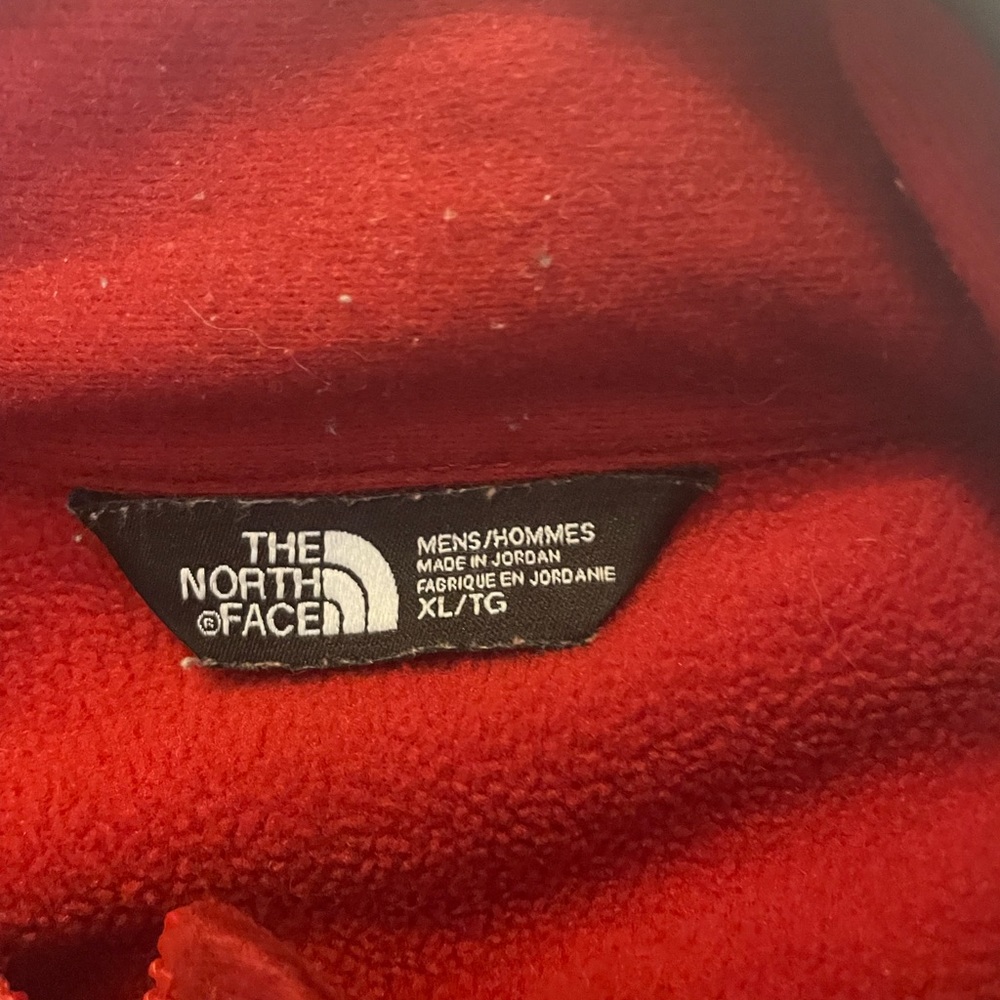North Face Zip Up Jacket in Red Size XL - Picture 2 of 6